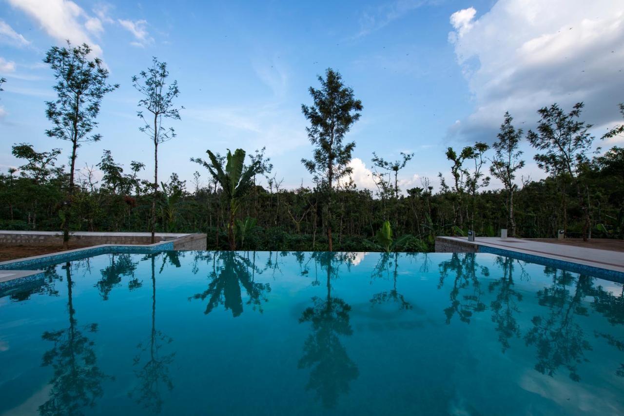 Eka Resort Hasszan Kültér fotó